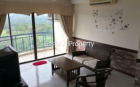 D Savoy A Famosa Condominium